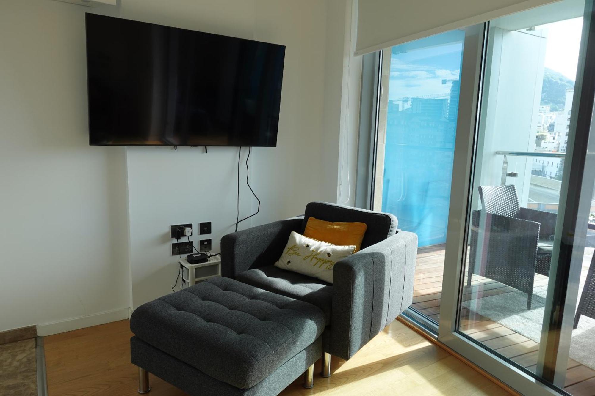 Gibraltar Luxury With Rooftop Pools & Views Esterno foto